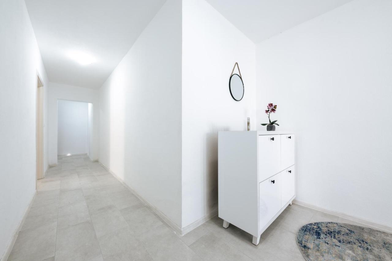 Apartmani Vittoria Бар Екстер'єр фото